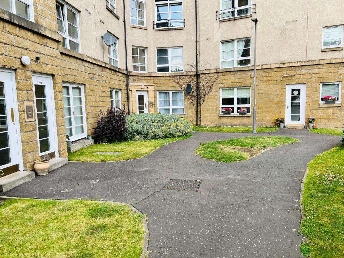 Peaceful 2 Bedroom Flat With Free Parking 에든버러 외부 사진