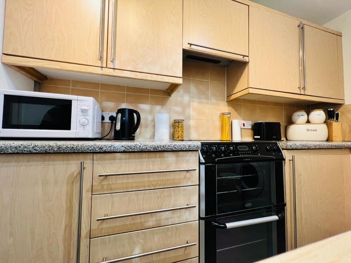 Peaceful 2 Bedroom Flat With Free Parking 에든버러 외부 사진